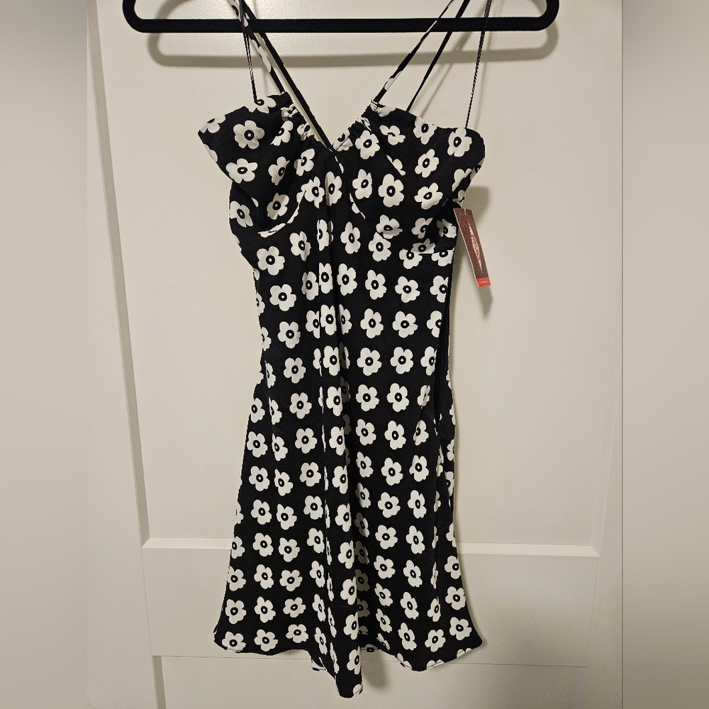 New Thalassa black and white floral print mini dress